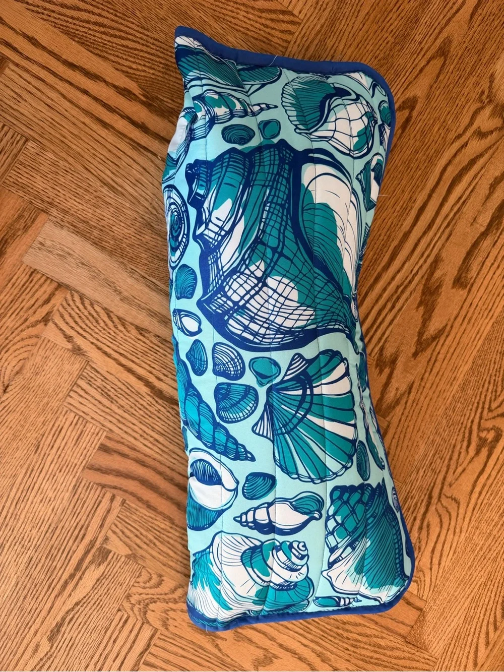 Steve Elliott High Tide Collection Roll Up Blue Seashell Quilted Beach/Pool Mat
